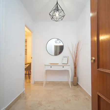 Apartment Piso En El Barrio Alto *